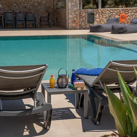 Olea Kefalonia * Karavádhos